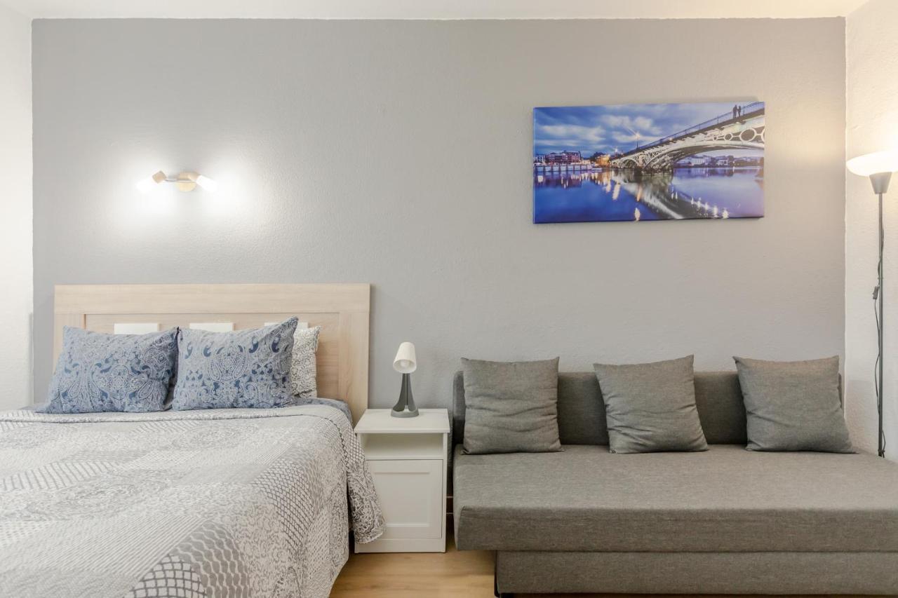 Apartament Hispalis Triana Sevilla Bagian luar foto